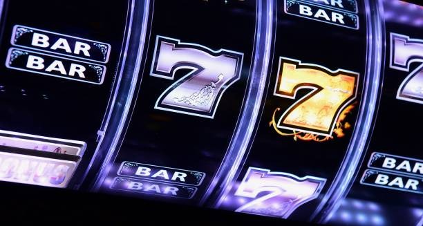 Aviator slot game—top-ranked session title on angkot77 Aviator crash-game title showing multiplier progression